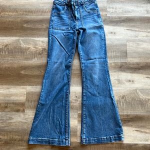AE Flare size 6 long